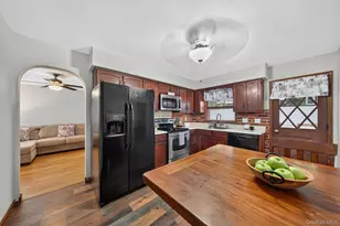 25 Lucky Ln, Washingtonville, NY 10992 - Photo 8
