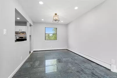 25 Marshall Street, Patchogue, NY 11772 - Photo 14