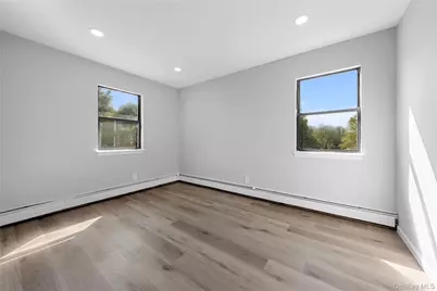 25 Marshall Street, Patchogue, NY 11772 - Photo 18