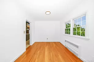 204 Center St, Williston Park, NY 11596 - Photo 12