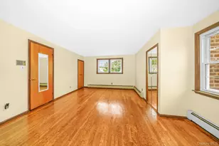204 Center St, Williston Park, NY 11596 - Photo 26