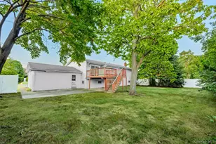 36 Clearview Dr, Wyandanch, NY 11798 - Photo 8