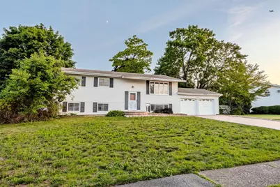 36 Clearview Drive, Wyandanch, NY 11798 - Photo 4