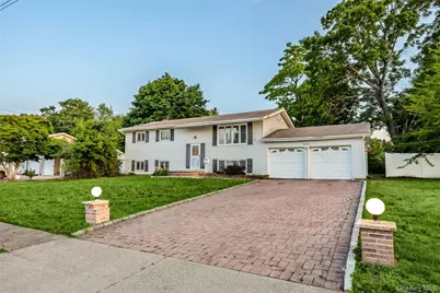 36 Clearview Drive, Wyandanch, NY 11798 - Photo 2