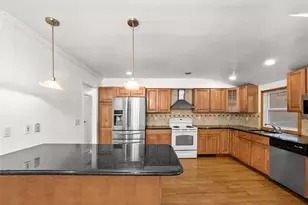 36 Clearview Dr, Wyandanch, NY 11798 - Photo 22