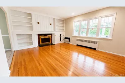 38 Hill Drive, Glen Head, NY 11545 - Photo 8