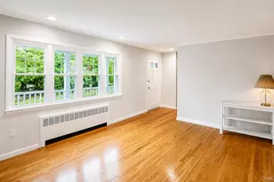 38 Hill Dr, Glen Head, NY 11545 - Photo 14