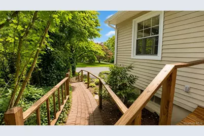 38 Hill Drive, Glen Head, NY 11545 - Photo 20