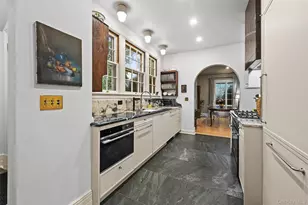 11 Maple Ave, Larchmont, NY 10538 - Photo 20