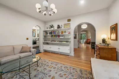 11 Maple Avenue, Larchmont, NY 10538 - Photo 8