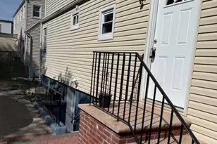 134 Scranton Ave, Lynbrook, NY 11563 - Photo 2