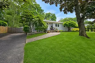 17 Beech Rd, Rocky Point, NY 11778 - Photo 2