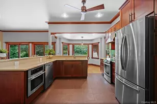 39 Miller Hill Woods Ct, Carmel, NY 10512 - Photo 10