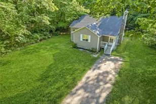 114 Wilson Ave, Medford, NY 11763 - Photo 2