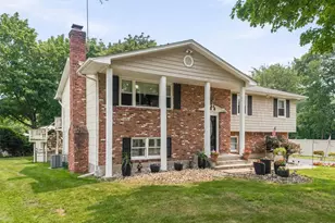 25 Preakness Ln, New City, NY 10956 - Photo 2