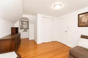 942 72nd St, Brooklyn, NY 11228 - Photo 42