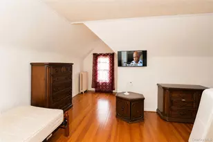 942 72nd St, Brooklyn, NY 11228 - Photo 44