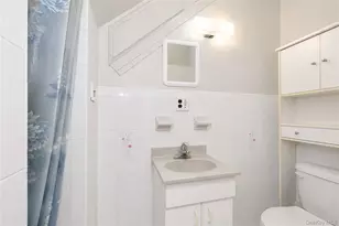 942 72nd St, Brooklyn, NY 11228 - Photo 16