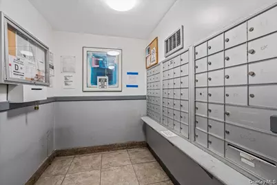 3425 150th Pl #1E, Flushing, NY 11354 - Photo 4