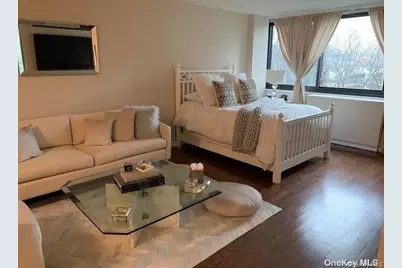 1 Bay Club Drive #4P, Bayside, NY 11360 - Photo 4