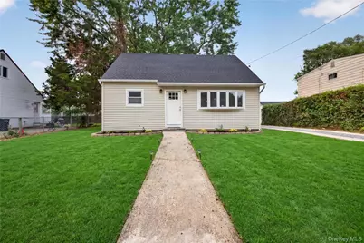 33 Parkway Boulevard, Wyandanch, NY 11798 - Photo 1