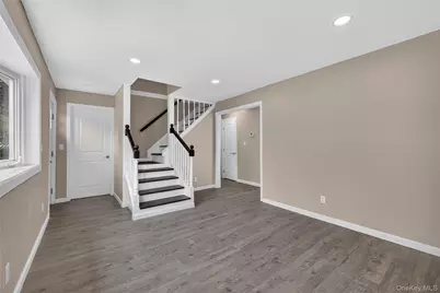 33 Parkway Boulevard, Wyandanch, NY 11798 - Photo 10