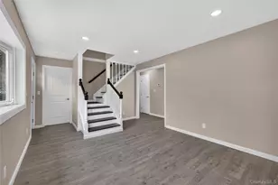 33 Parkway Blvd, Wyandanch, NY 11798 - Photo 10