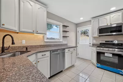 33 Parkway Boulevard, Wyandanch, NY 11798 - Photo 22