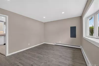 33 Parkway Boulevard, Wyandanch, NY 11798 - Photo 8