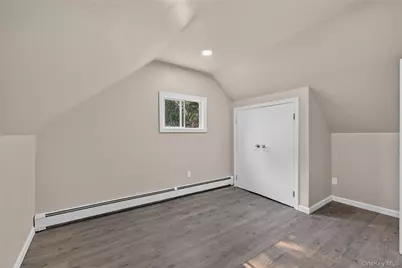 33 Parkway Boulevard, Wyandanch, NY 11798 - Photo 26