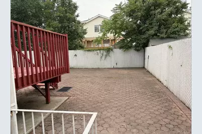 558 Eltingville Boulevard, New York, NY 10312 - Photo 30