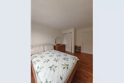 558 Eltingville Boulevard, New York, NY 10312 - Photo 16