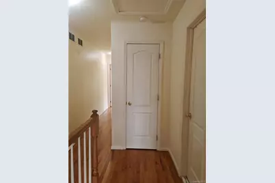 558 Eltingville Boulevard, New York, NY 10312 - Photo 8