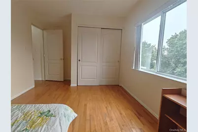 558 Eltingville Boulevard, New York, NY 10312 - Photo 14