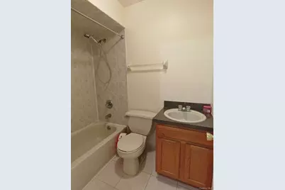 558 Eltingville Boulevard, New York, NY 10312 - Photo 18