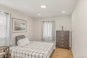 22 Homan Blvd, Hempstead, NY 11550 - Photo 18