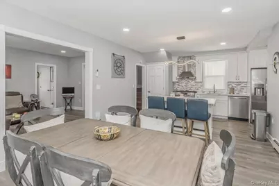 22 Homan Boulevard, Hempstead, NY 11550 - Photo 10