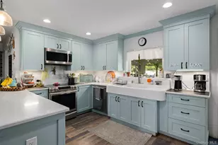101 Blacksmith Rd E, Levittown, NY 11756 - Photo 2