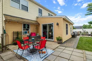 101 Blacksmith Rd E, Levittown, NY 11756 - Photo 20