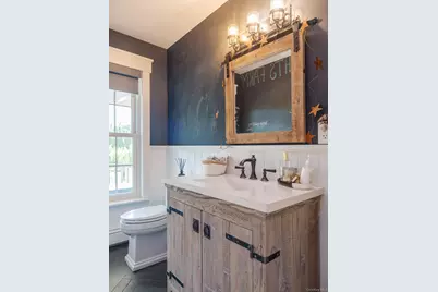 1810 Main Road, Jamesport, NY 11947 - Photo 16