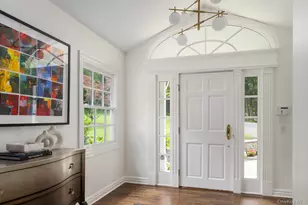 8 Seymour Pl W, Armonk, NY 10504 - Photo 14