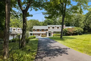 8 Seymour Pl W, Armonk, NY 10504 - Photo 2