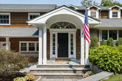 8 Seymour Place W, Armonk, NY 10504 - Photo 4