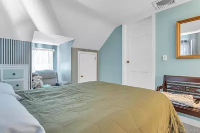 181 Woodbine Avenue, Merrick, NY 11566 - Photo 30