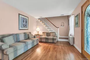 181 Woodbine Ave, Merrick, NY 11566 - Photo 6