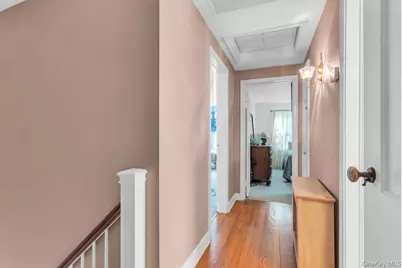 181 Woodbine Avenue, Merrick, NY 11566 - Photo 28