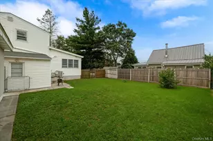 303 Oceanside Pkwy, Oceanside, NY 11572 - Photo 6