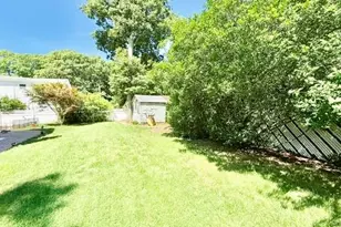 37 Hampton Ave, Mastic, NY 11950 - Photo 34