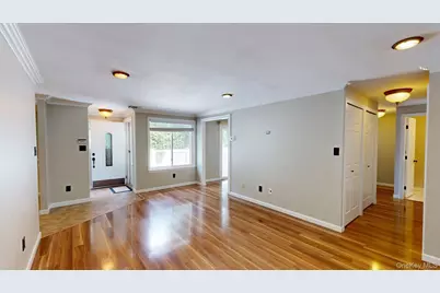 604 Blue Ridge Drive, Medford, NY 11763 - Photo 4