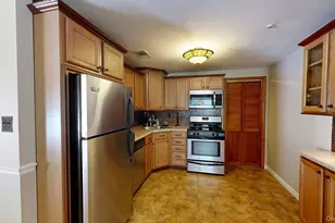 604 Blue Ridge Dr, Medford, NY 11763 - Photo 10